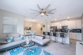 4834BV TOWNHOUSE 4 BEDROOMS & 3 BATHROOMS + POOL